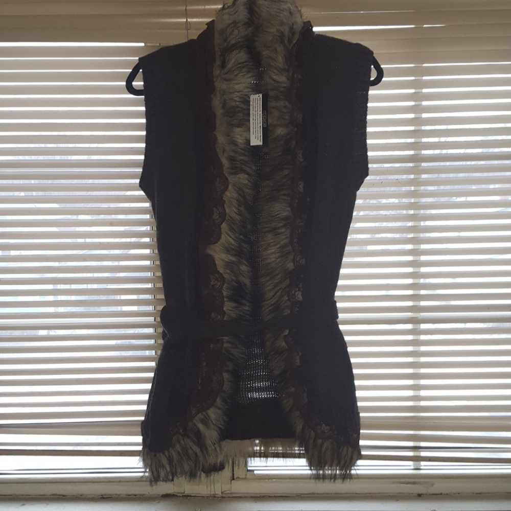 Moka Sport knit Vest